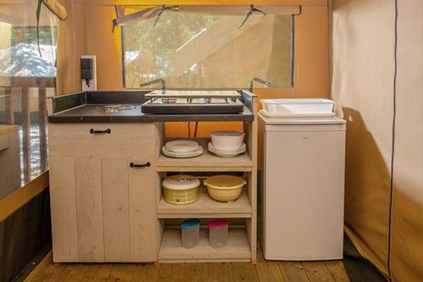 Camping Chateau De Galaure Chateauneuf-de-Galaure Kamer foto