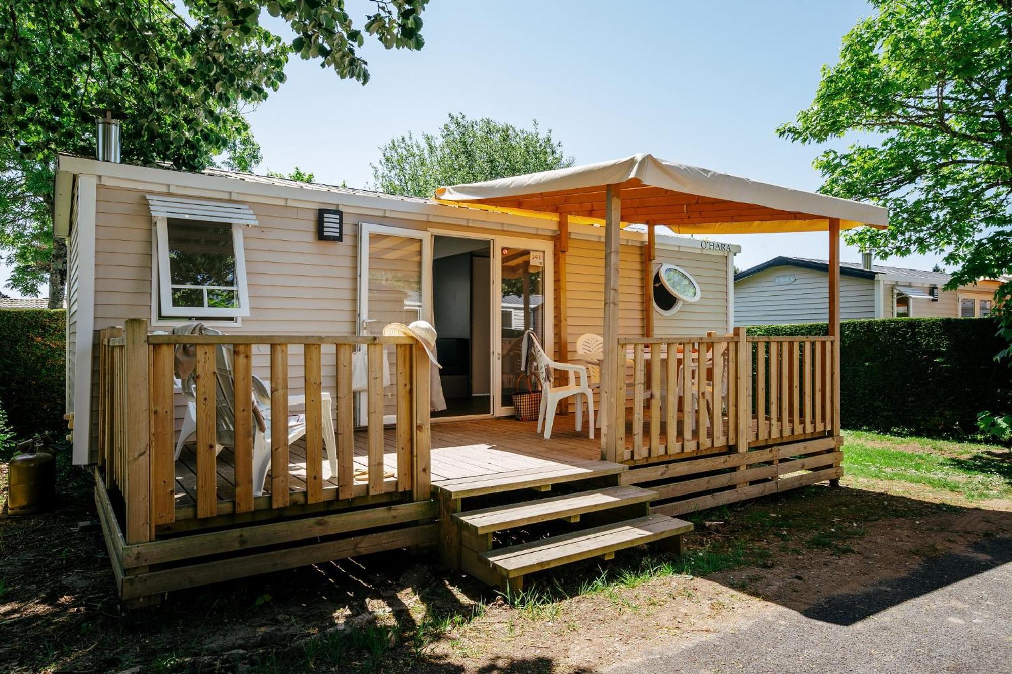Camping Chateau De Galaure Chateauneuf-de-Galaure Buitenkant foto