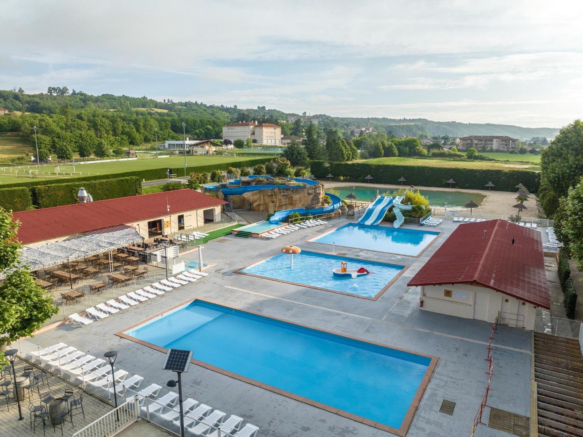 Camping Chateau De Galaure Chateauneuf-de-Galaure Buitenkant foto