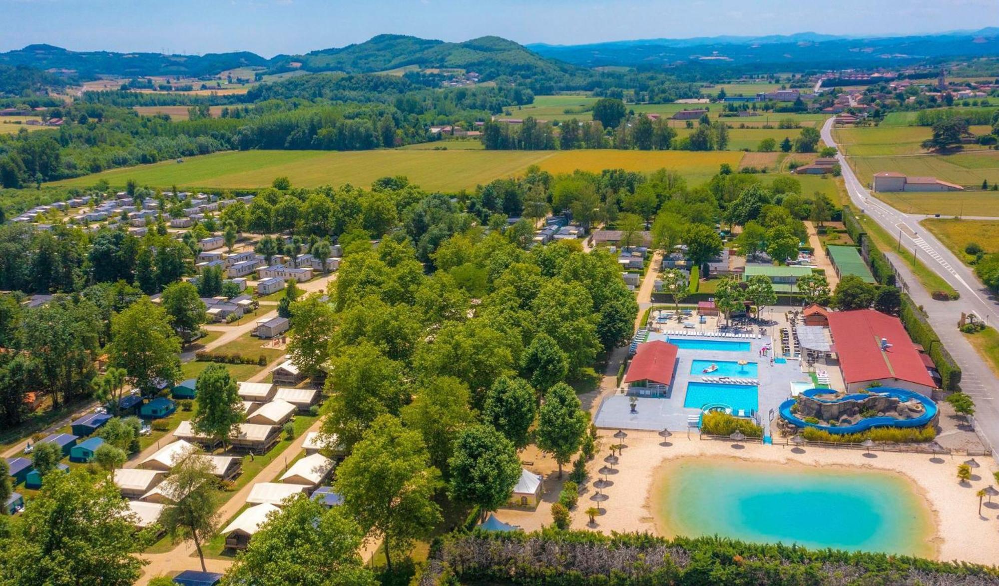 Camping Chateau De Galaure Chateauneuf-de-Galaure Buitenkant foto